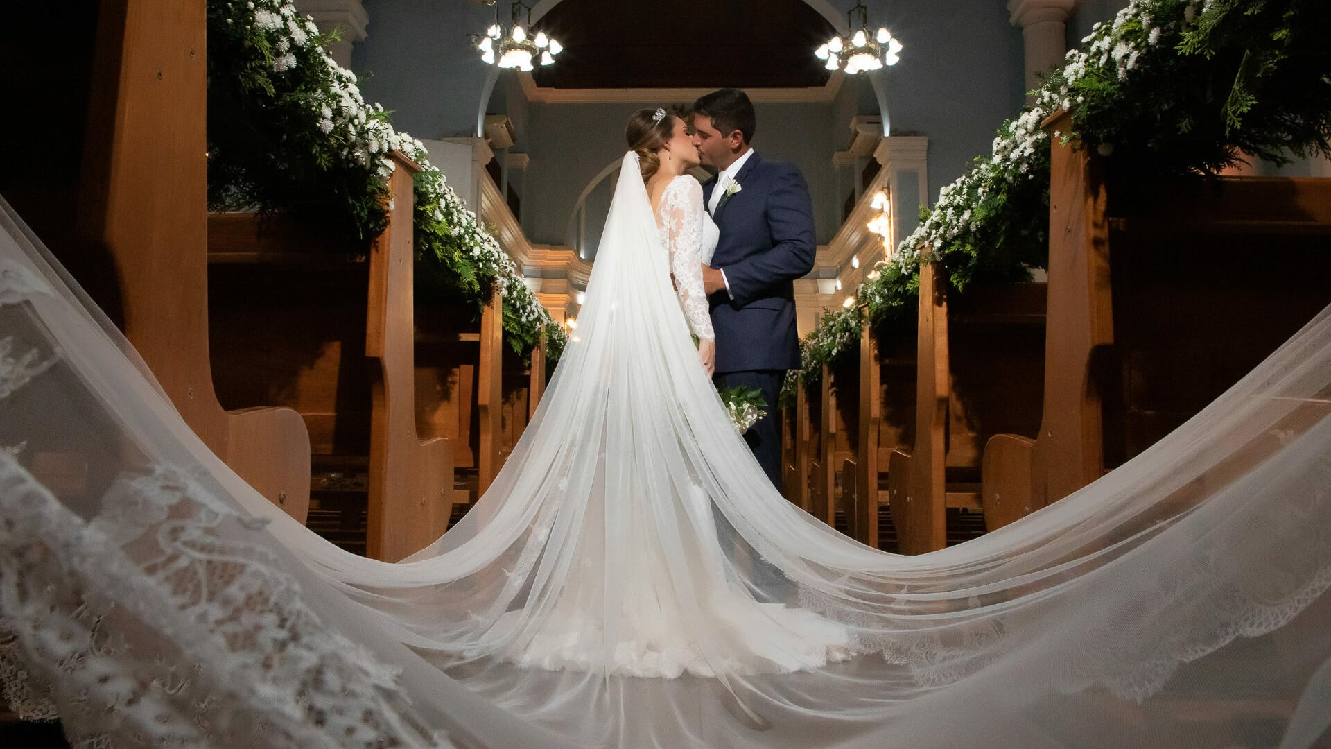 Maria Paula Gahyva Eubank & Francisco José de Assis Neto - Trailer