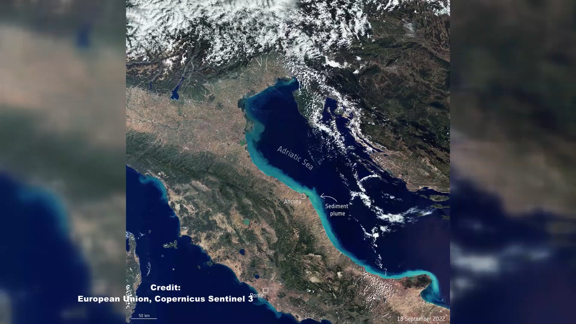 La potenza dell'alluvione nelle Marche. Detriti in mare visibili dal satellite - VIDEO