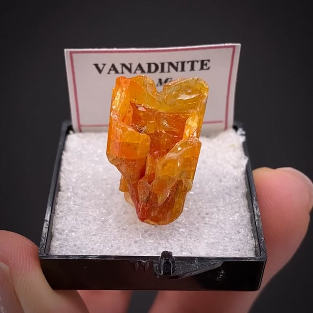 Vanadinite (large crystal)