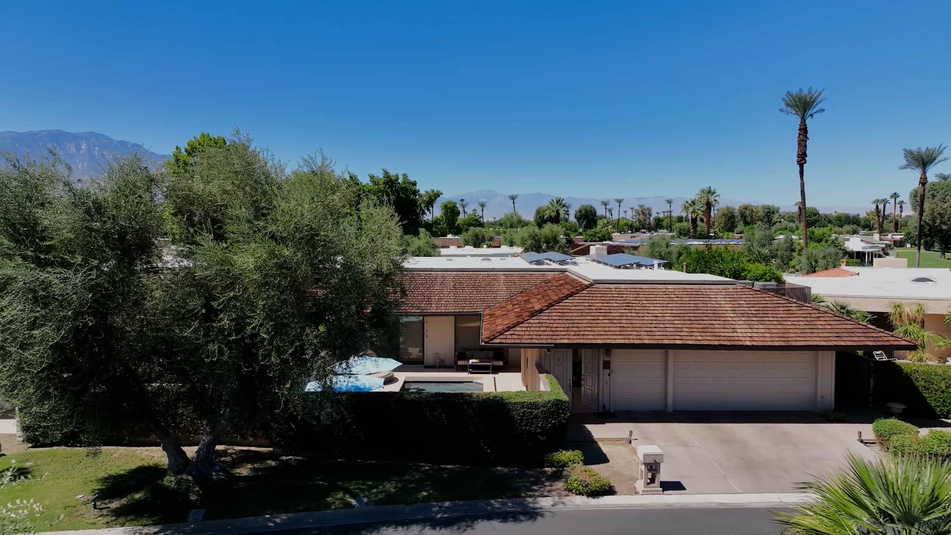 78 Colgate The Springs CC, Rancho Mirage CA on Vimeo