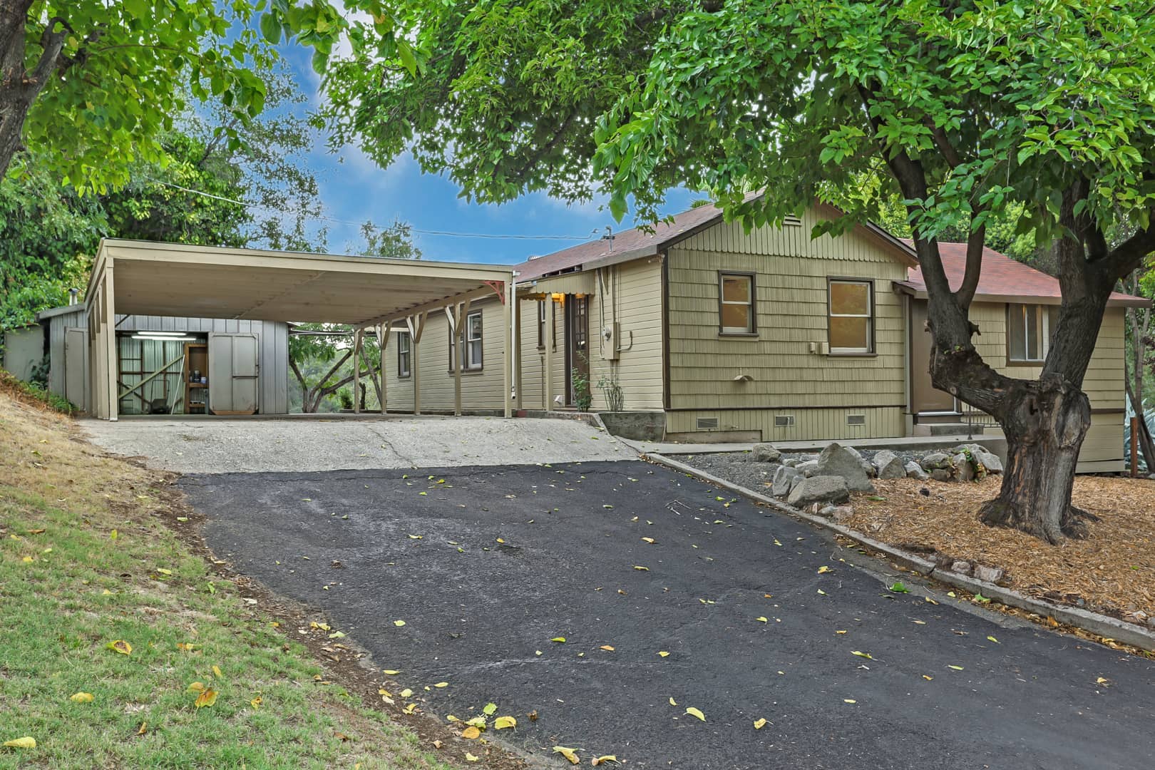 1275 Clark Tunnel Rd, Penryn, CA 95663 on Vimeo