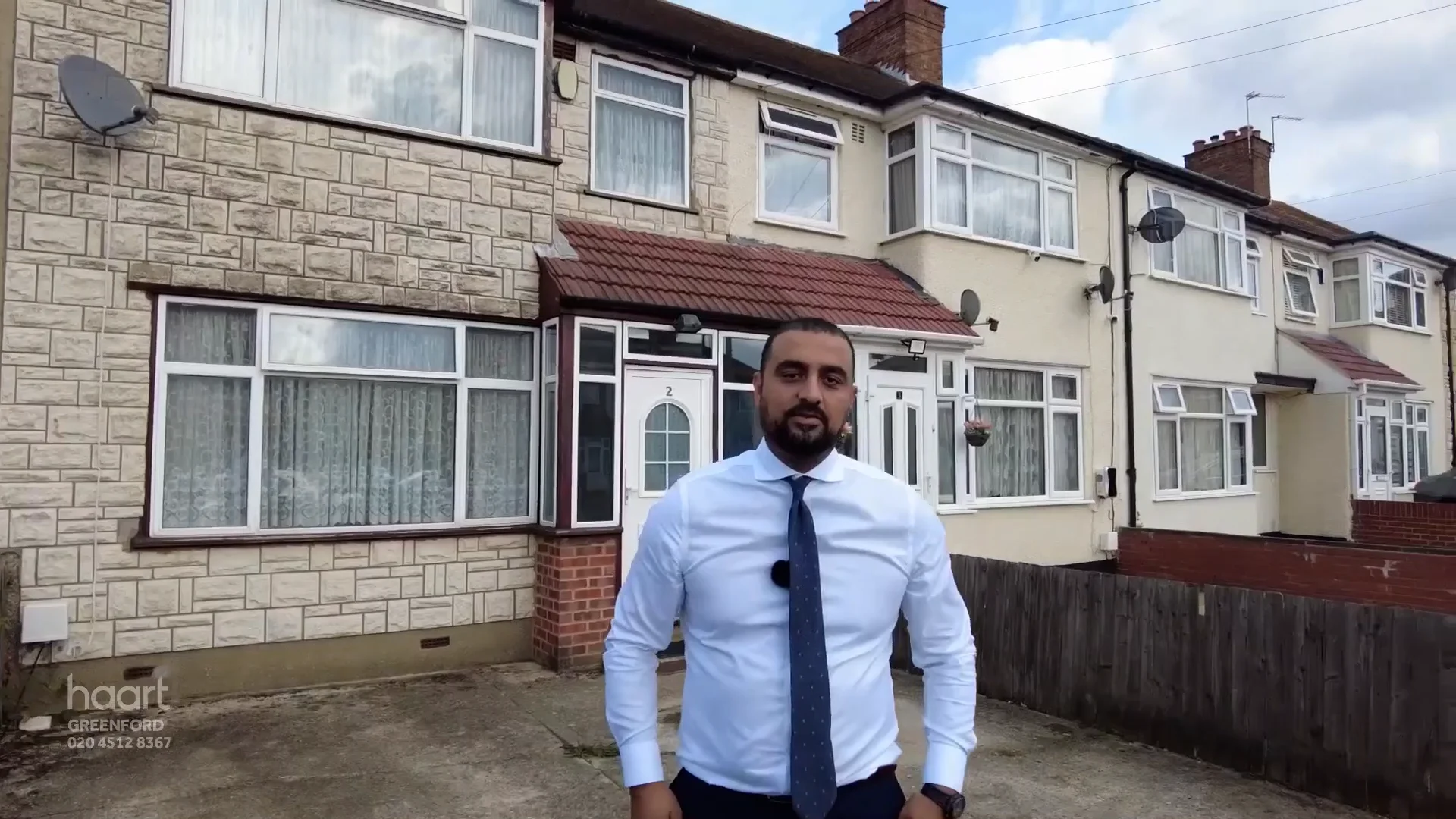 Quick Sneak Peek of Southall, 3 bedroom Mid Terraced House For Sale
