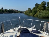 The road to Henley 22