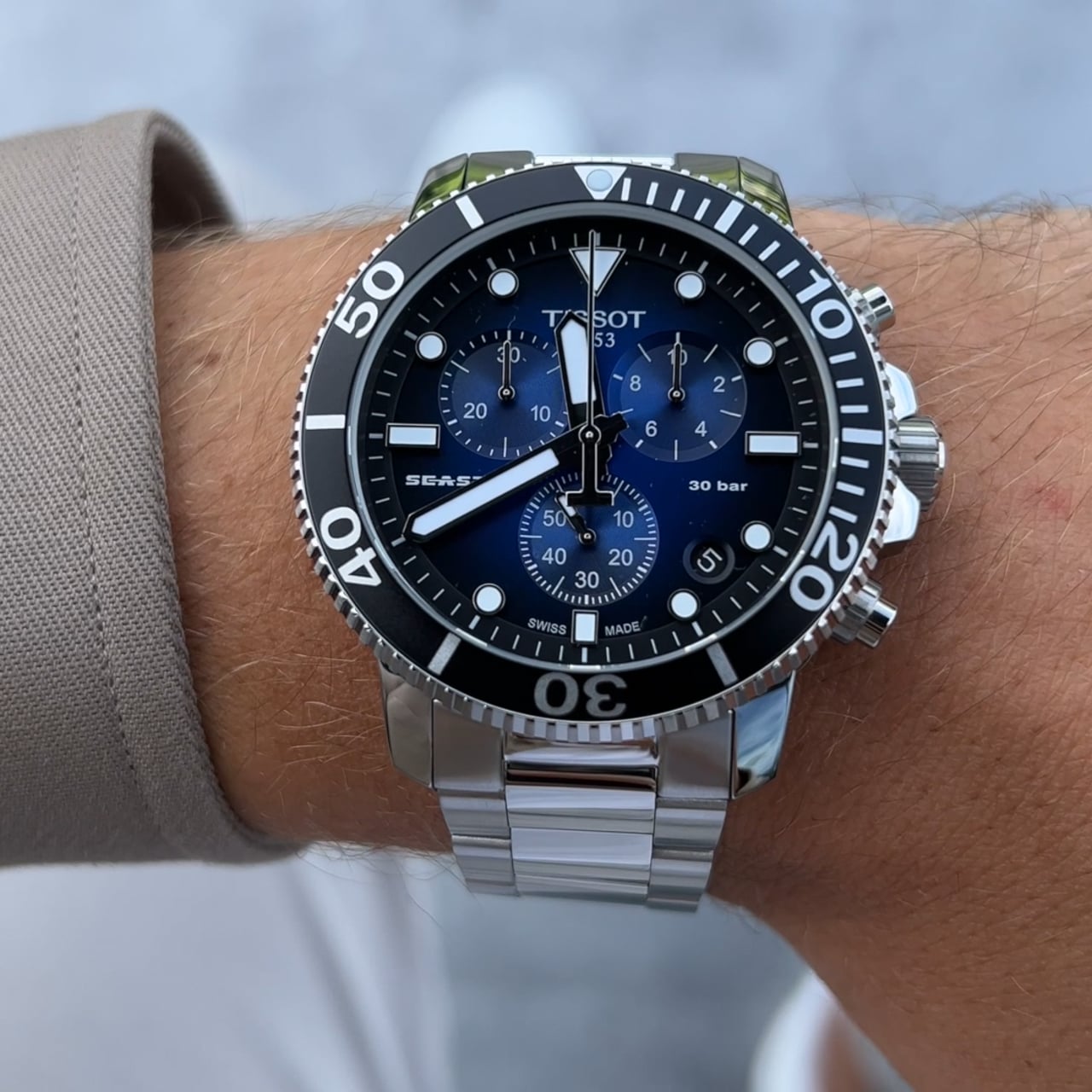 Tissot Seastar 1000 Chronograph T1204171104101 - Ditur