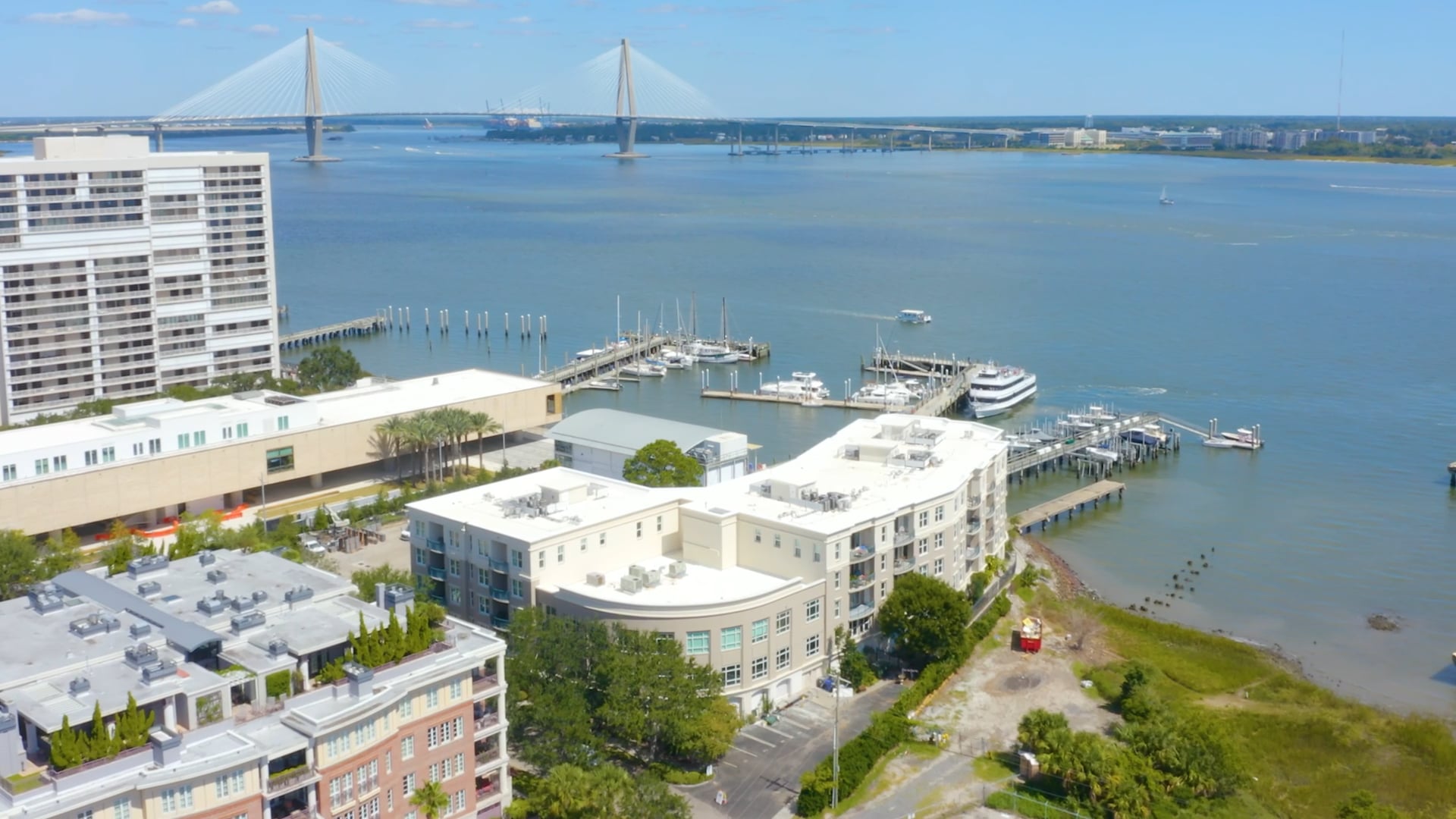 2 Wharfside 5W, Charleston, SC 29401 on Vimeo