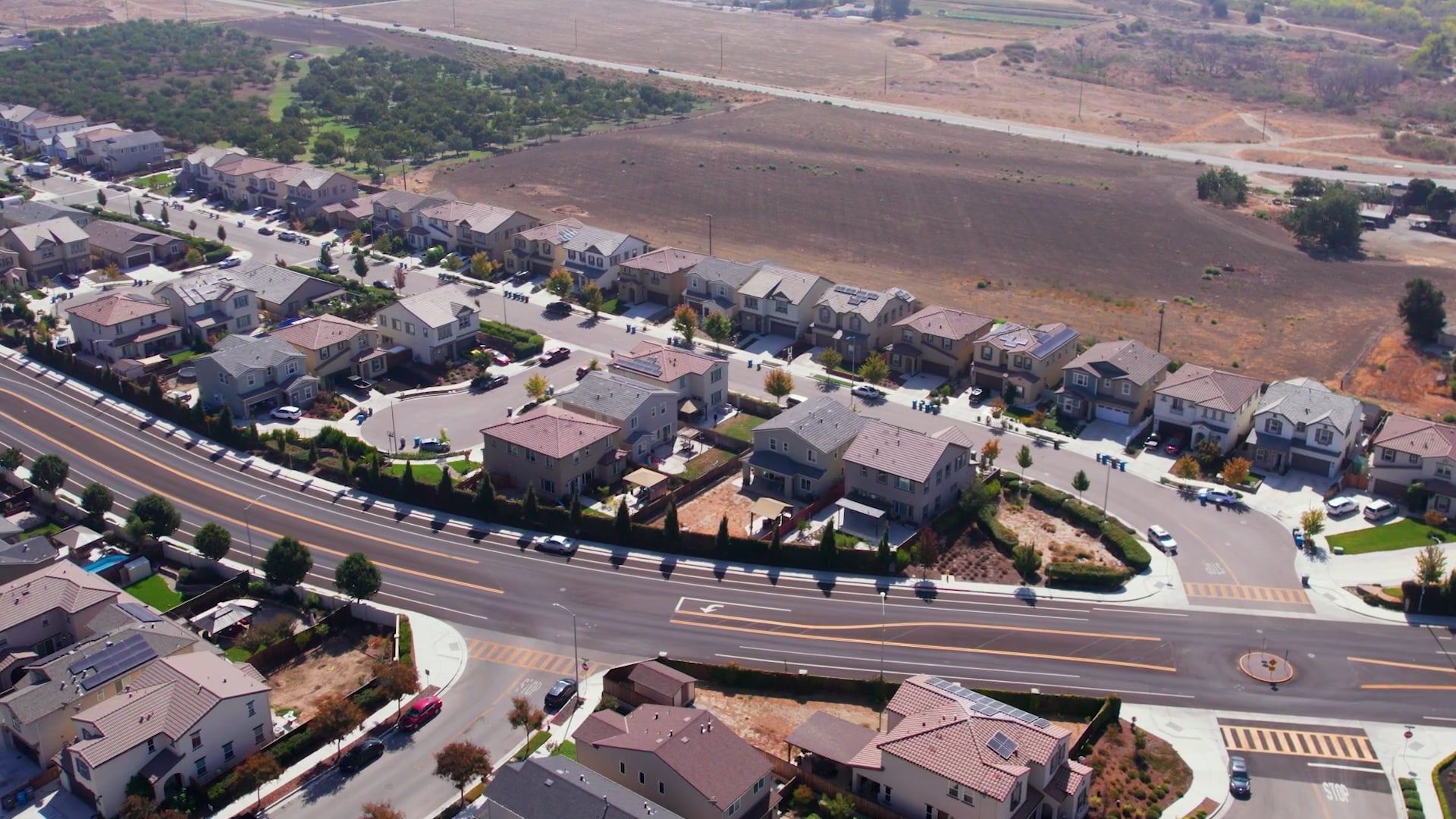 171 Cobalt Drive Presented by Tatian Odesho on Vimeo