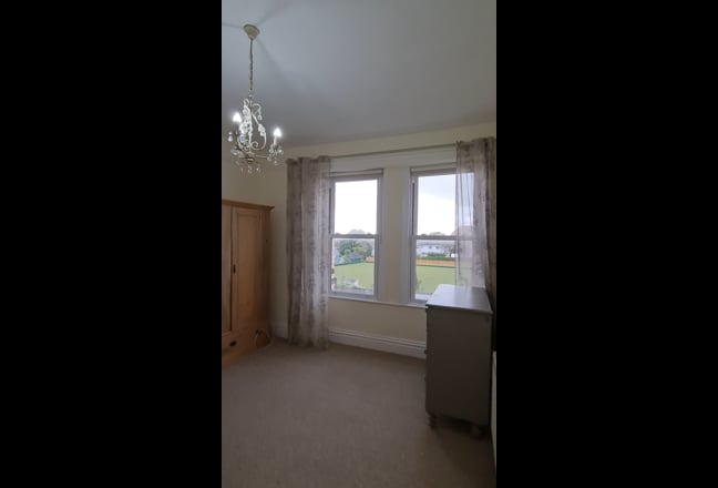 Lovely Spacious Room with Veiw Main Photo