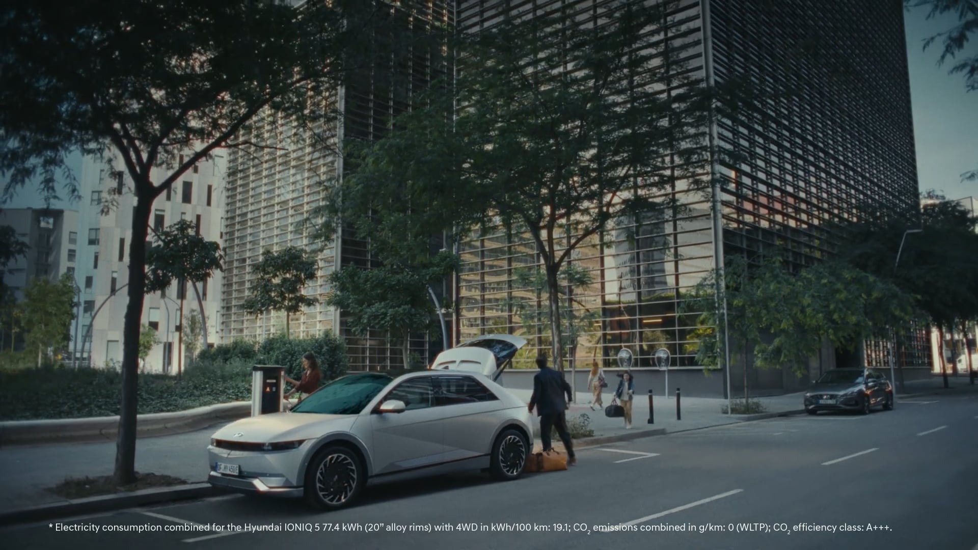 Hyundai – Let Hyundai power your world on Vimeo
