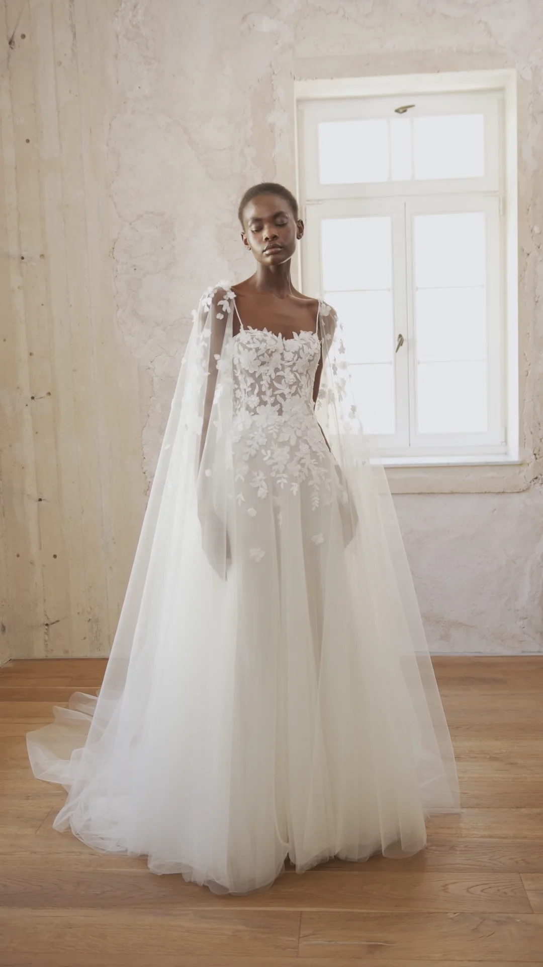 Joya - Mira Zwillinger