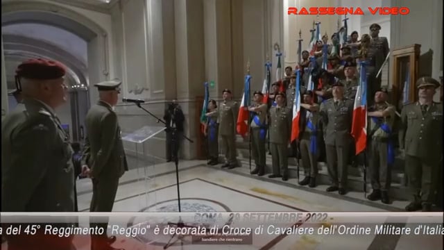 LA BANDIERA DEL 45° RGT "REGGIO" ASSEGNATA A REPARTO COMANDO E SUPPORTI ...