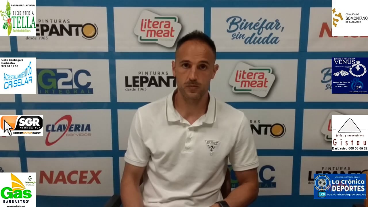 DAVID GIMÉNEZ (Entrenador Binéfar) CD Binéfar 3-0 Utrillas / Jornada 4 / 3ª División