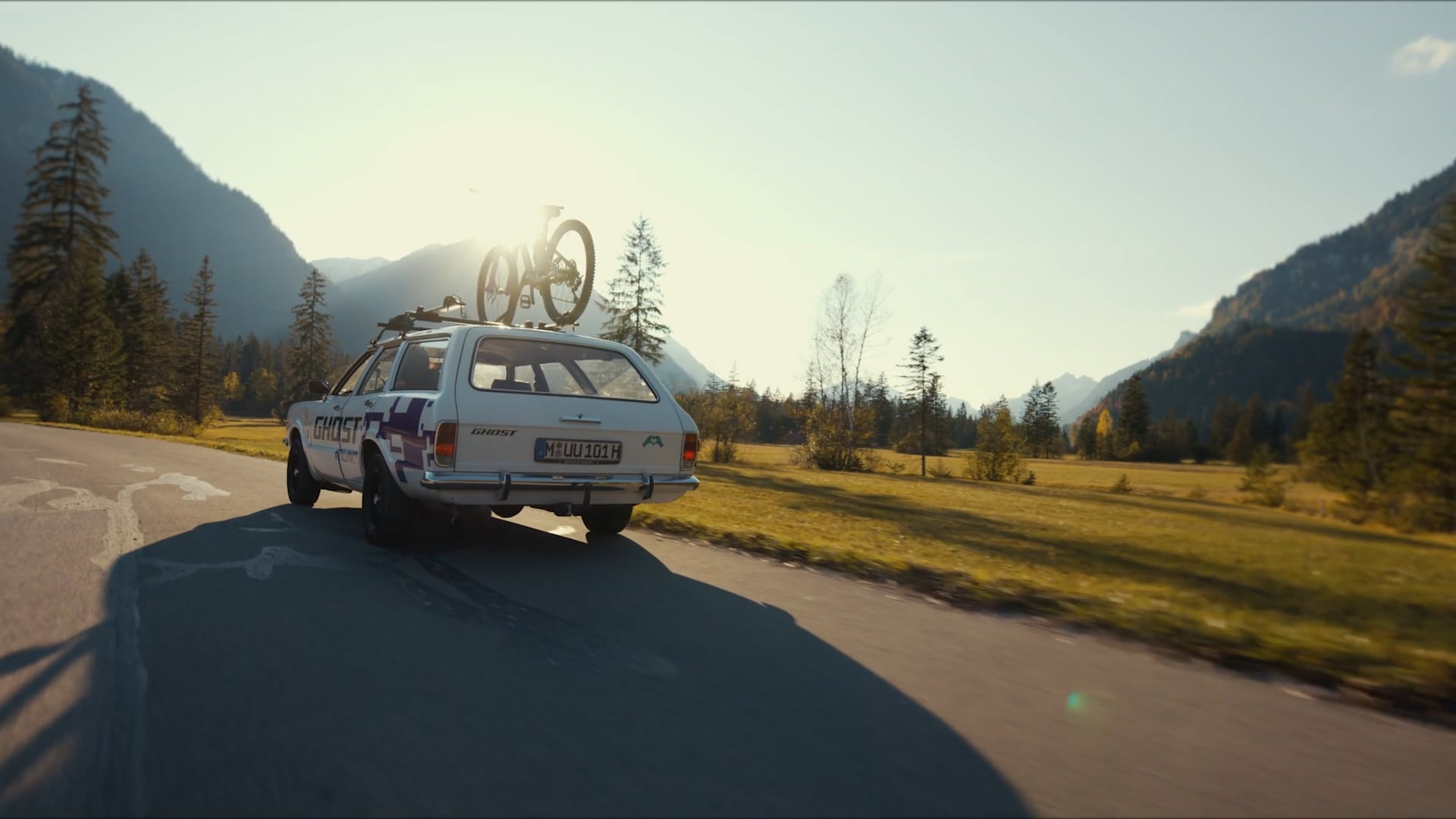 GHOST BIKES / FULL PARTY