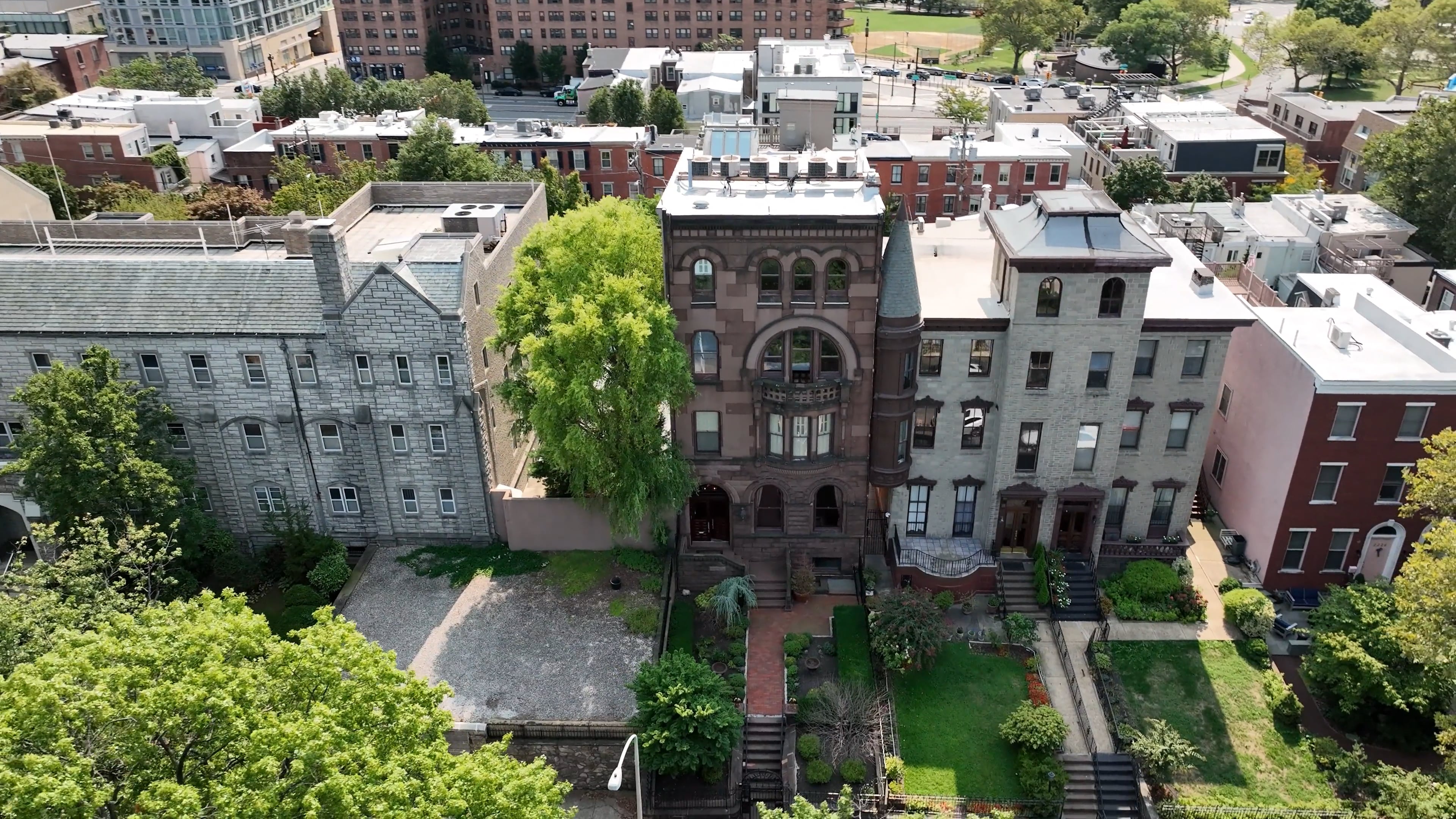 2220 Green Street, Philadelphia, PA 19130 on Vimeo