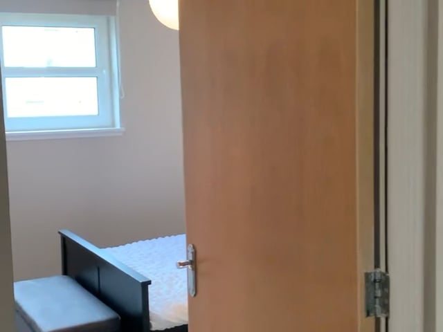 Double bedroom in renovated flat! Main Photo