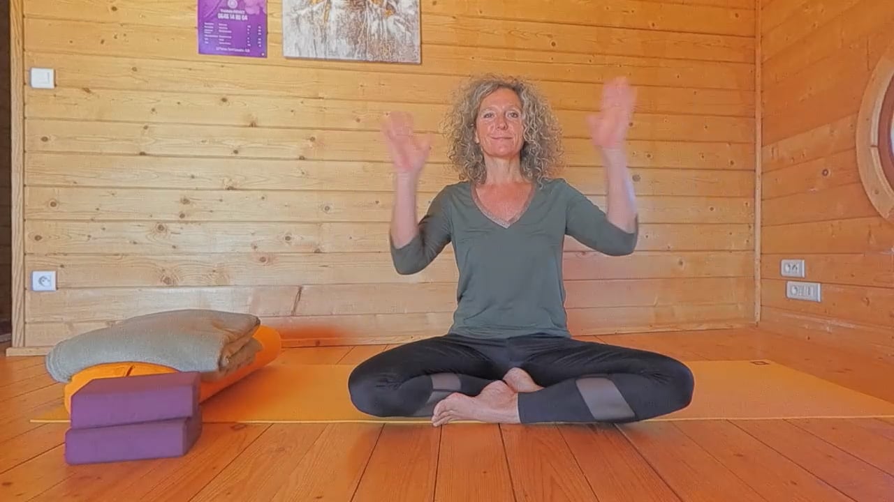 Jour 23. Yin Yoga - Trouver la joie - méridien du coeur avec Valérie Penet