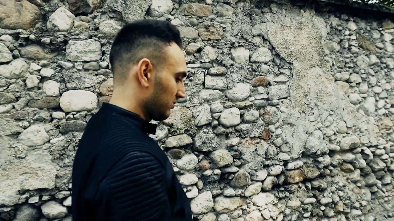 B-SIDE Defeating Gravity – I’ll find you again