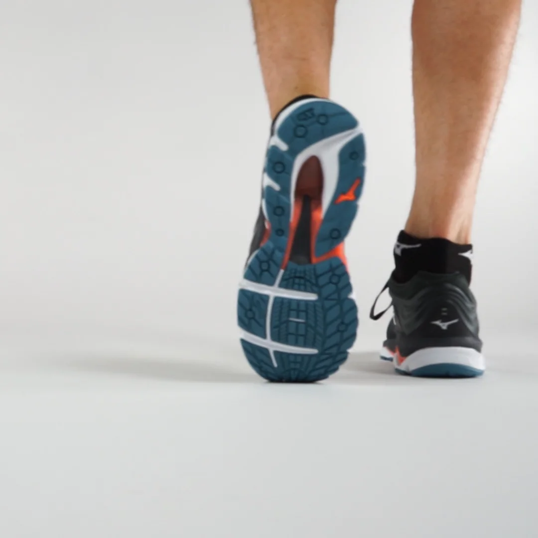 Mizuno Wave Paradox 5 Men