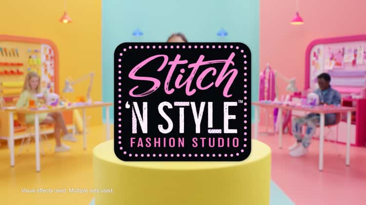 Cool Maker Stitch N' Style Fashion Studio