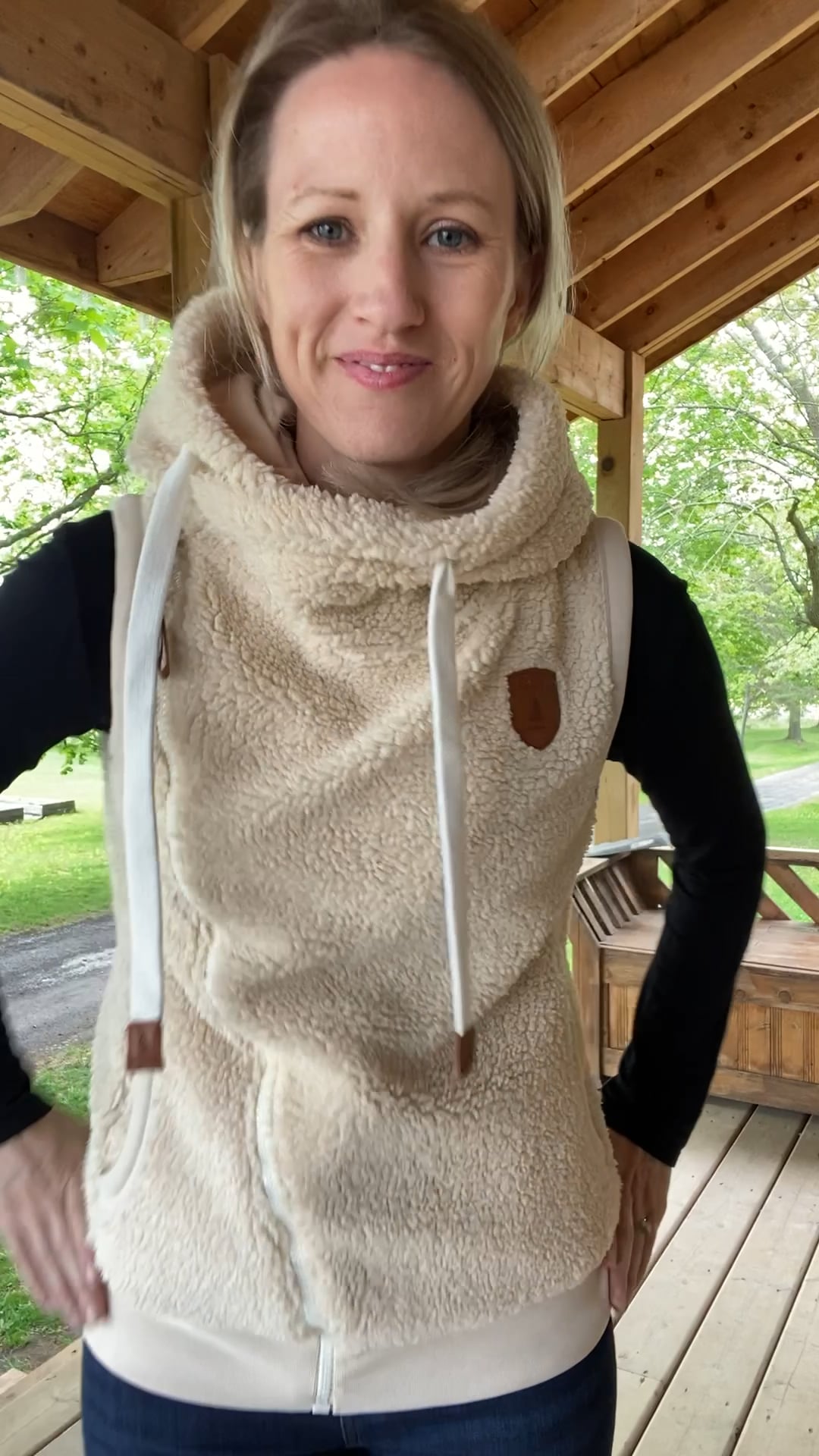 Stylist Keep Coasting Sherpa Vest Review on Vimeo