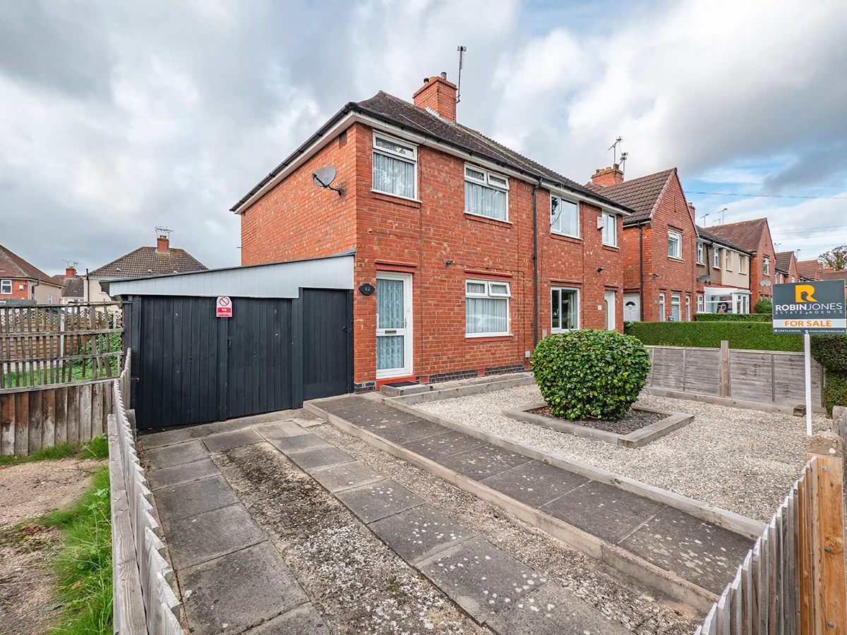 VIDEO 42, PINNERS CROFT, STOKE HEATH, COVENTRY.mp4 on Vimeo