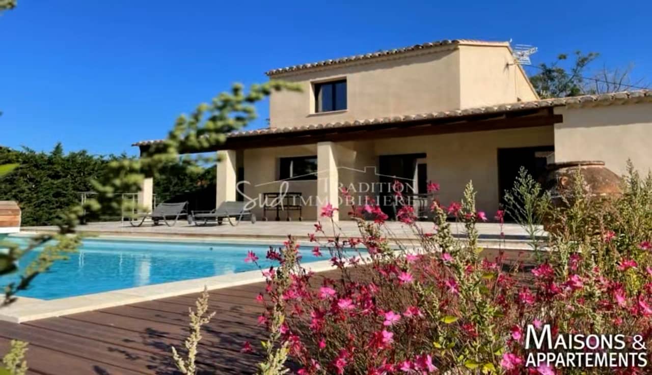 MAUSSANE LES ALPILLES - MAISON A VENDRE - 940 000 € - 145 m² - 5 pièce ...