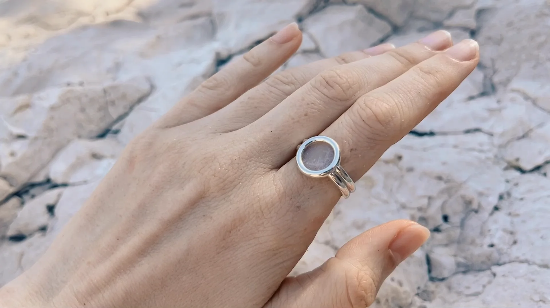 Sterling Silver Ring with Mountain Crystal – Etruscan