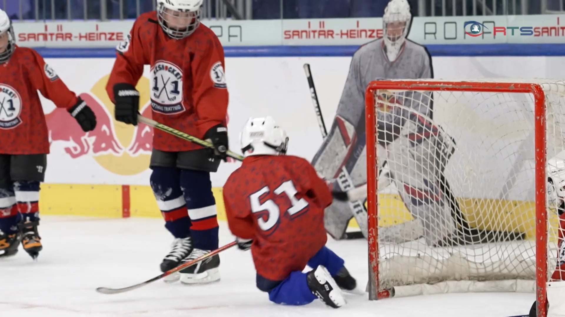 das-red-bull-eishockey-1x1-in-der-stadt-salzburg