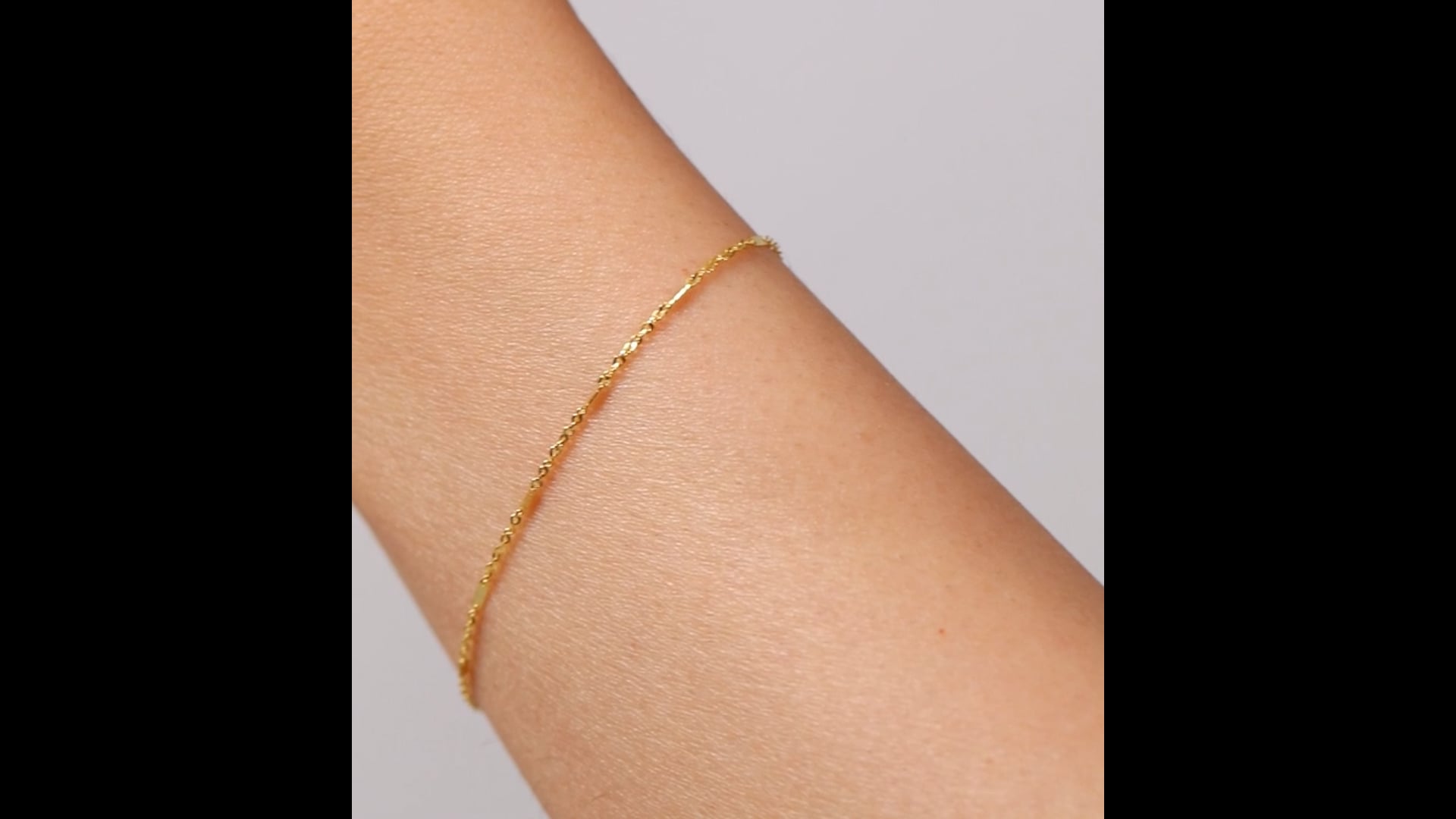 Solid gold hot sale chain bracelet