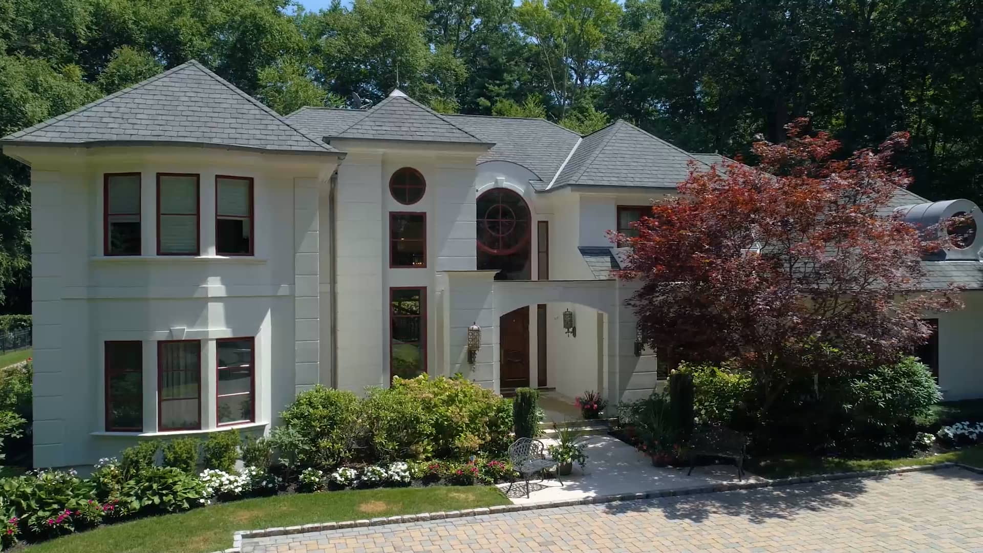 Luxury Property Tour with Maria Babaev; 32 Farmstead Lane, Brookville