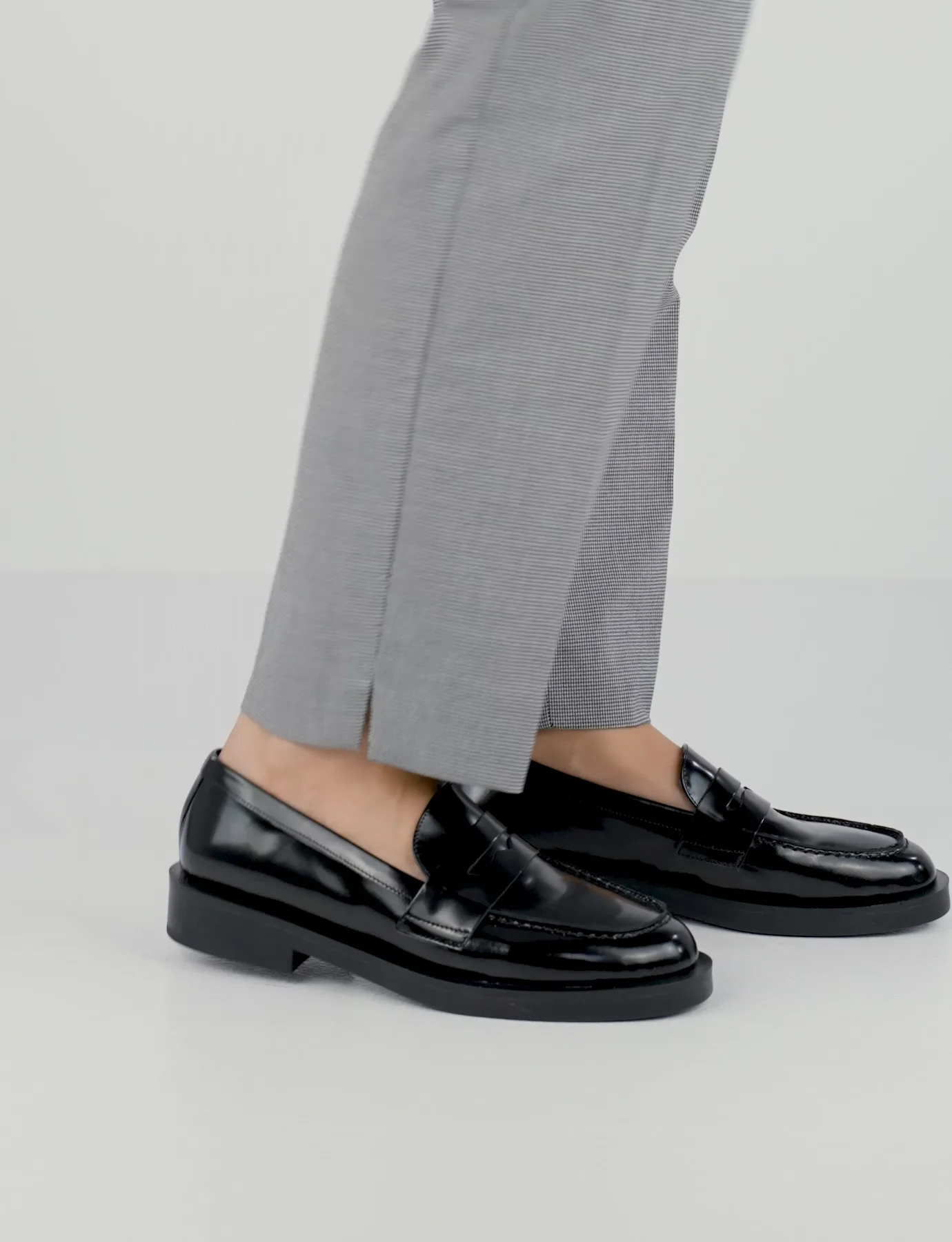 Loafers Sabot Shoes D.BLK 37