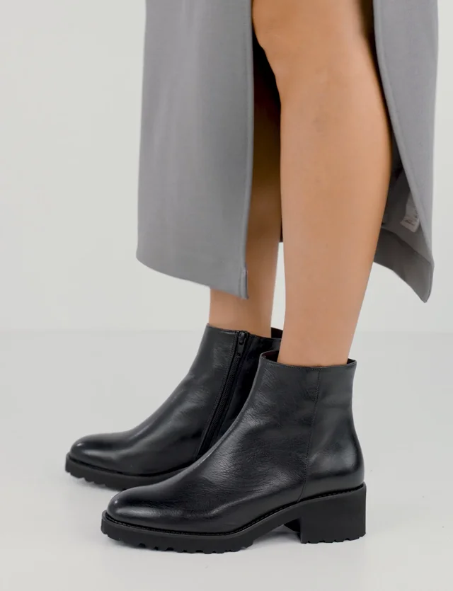 Vagabond grace chunky leather ankle outlet boot