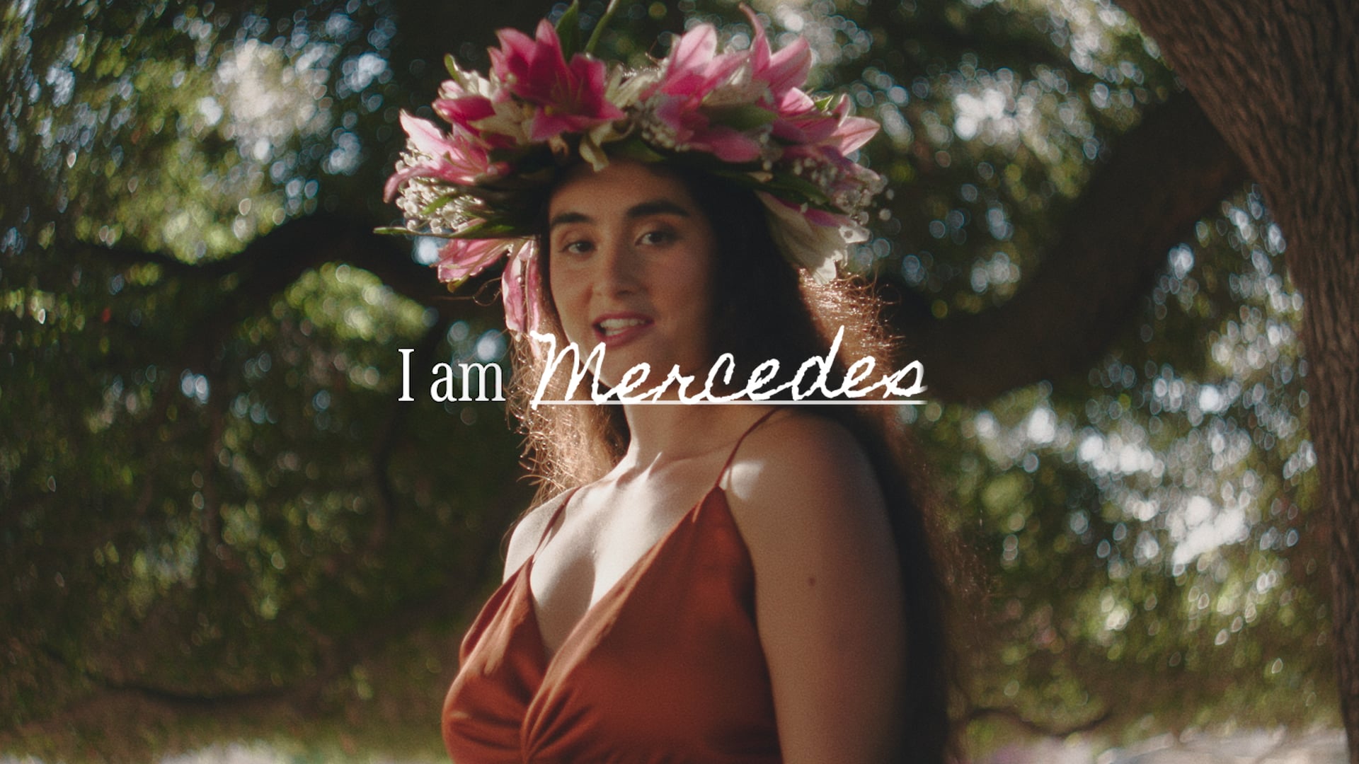 MERCEDES BENZ: "I am Mercedes"
