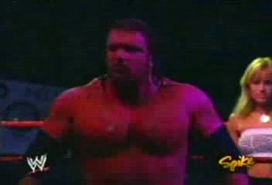 04. Chris Benoit vs. Triple H (Raw 26.07.04 World