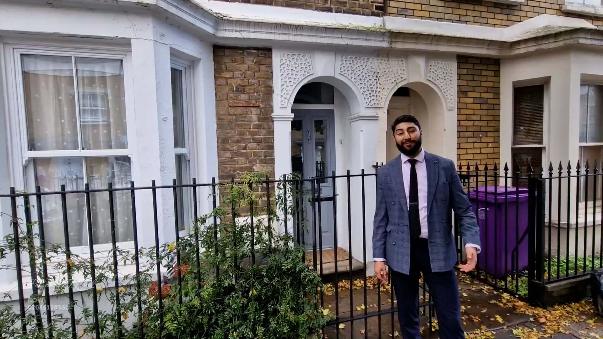 Quick Sneak Peek of Arrow Road, London, 3 bedroom Mid Terraced House