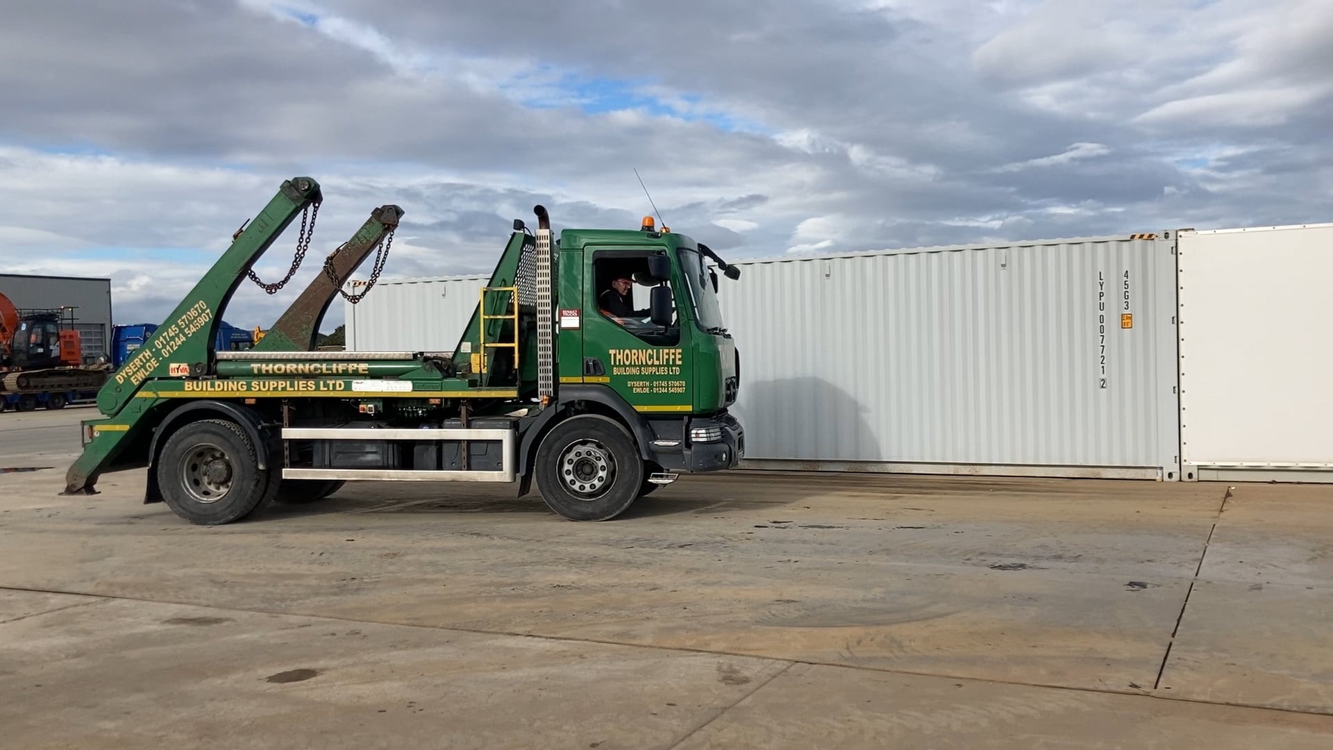 Renault D18 4x2 Skip Loader Lorry - Leeds October 22 on Vimeo
