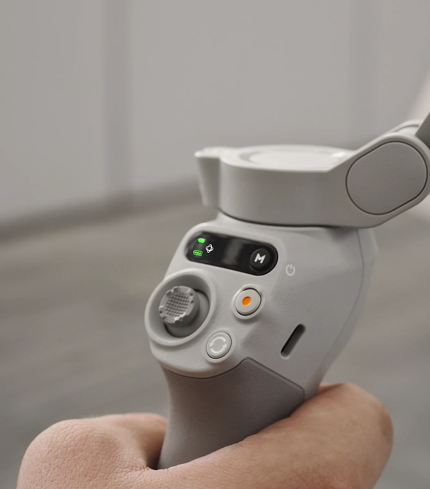 F04_Osmo Mobile SE_WebClips_横竖拍_PC_V1_1386x1576.mp4 F04_Osmo Mobile SE_WebClips_横竖拍_PC_V1_1386x1576.mp4
