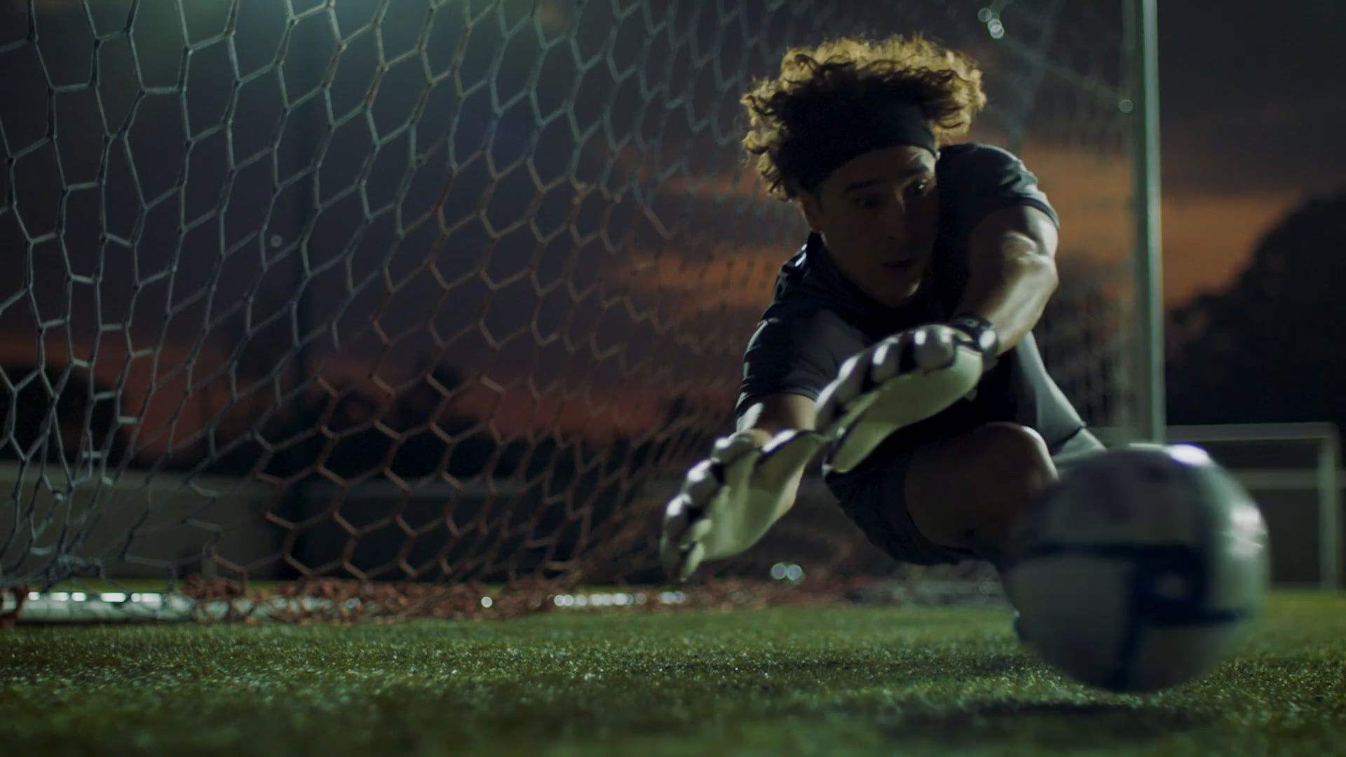 Michelob - Release the Pressure with Memo Ochoa (1)