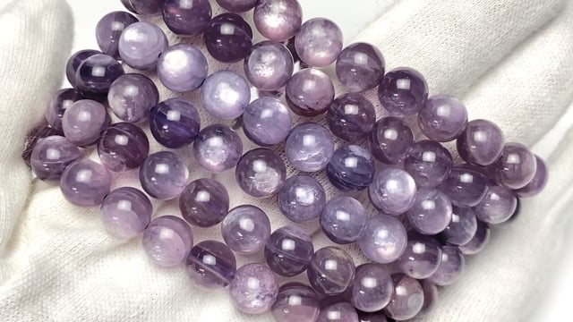 究極品質 超希少幻の逸品 神秘の聖石 ロイヤルレピドライトキャッツ