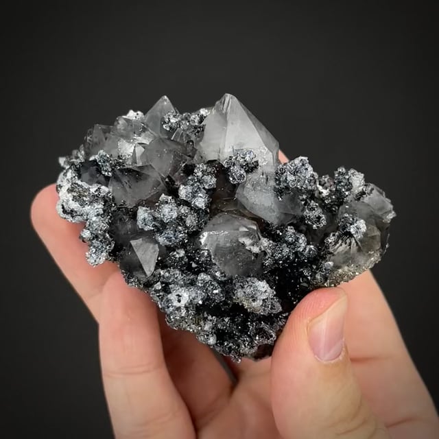 Quartz with Ilvaite (Hefendehl Coll.)