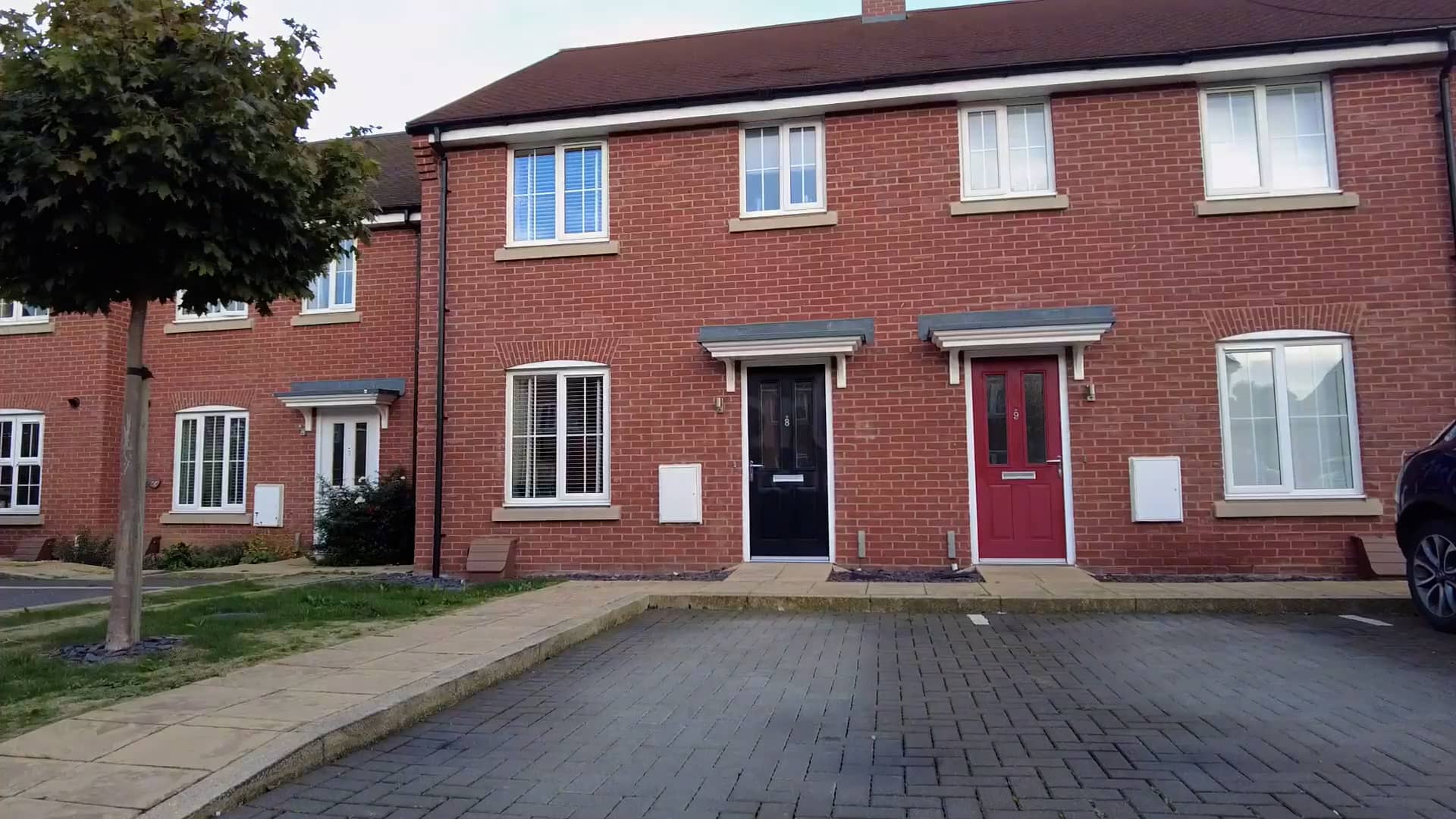 Quick Sneak Peek of Marjorie Close, Aylesbury, 3 bedroom SemiDetached
