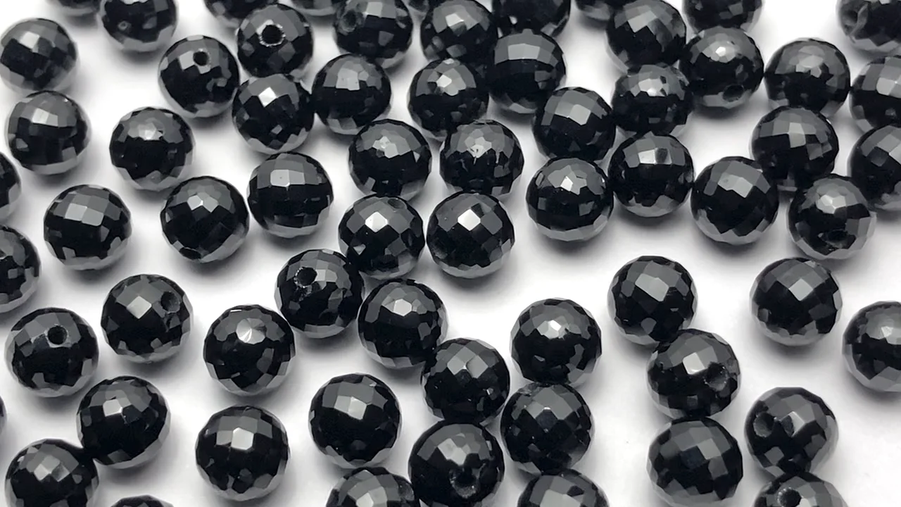 ブラックスピネル 片穴ラウンドカット6mm 3粒｜天然石ビーズの卸問屋