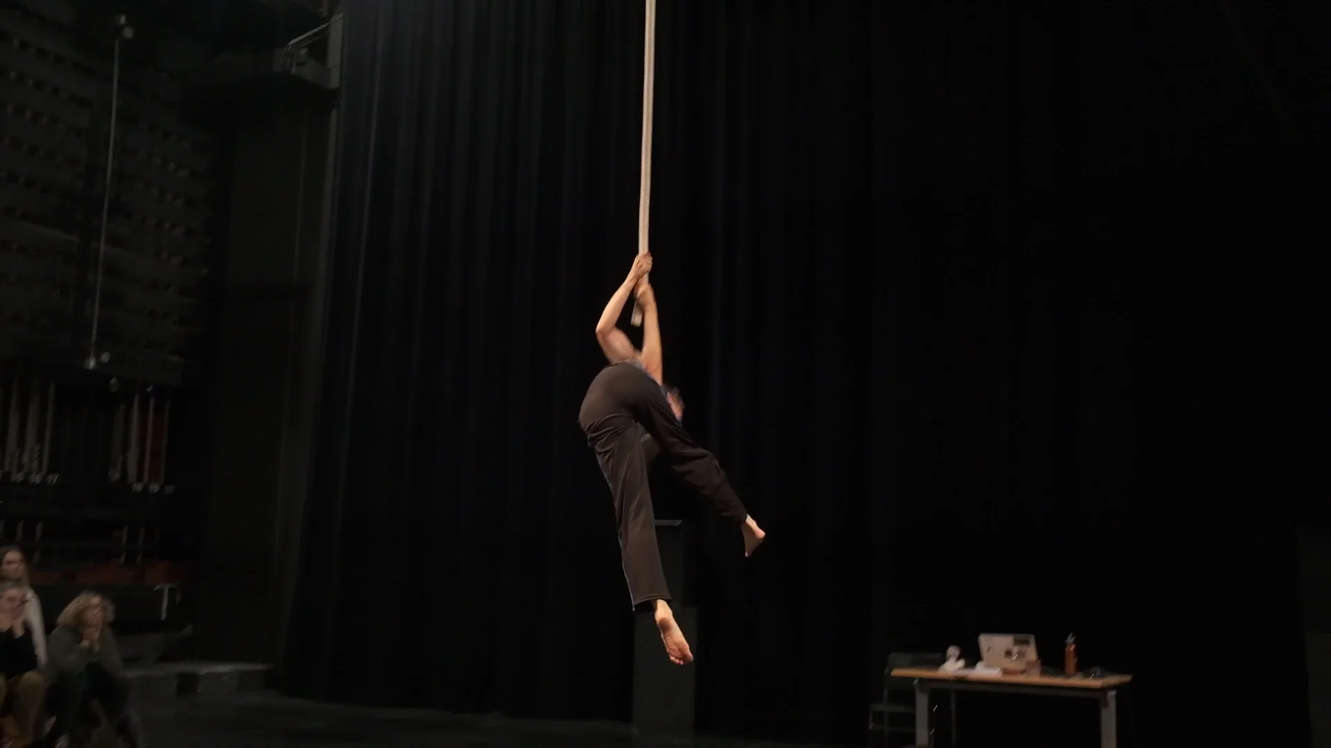Viivi Roiha work material mini rope on Vimeo