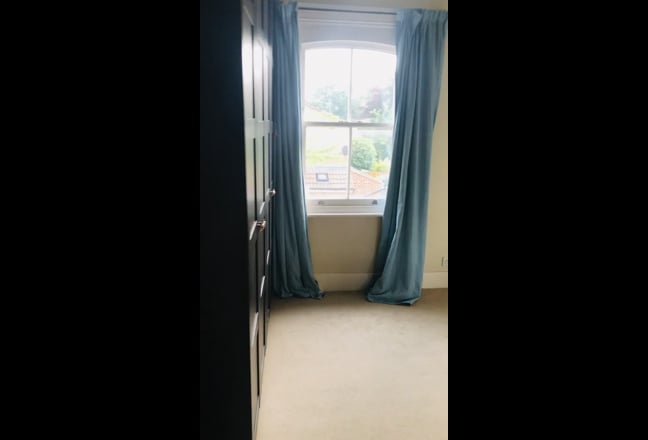 Video 1: Dining area  onto kitchen and garden area