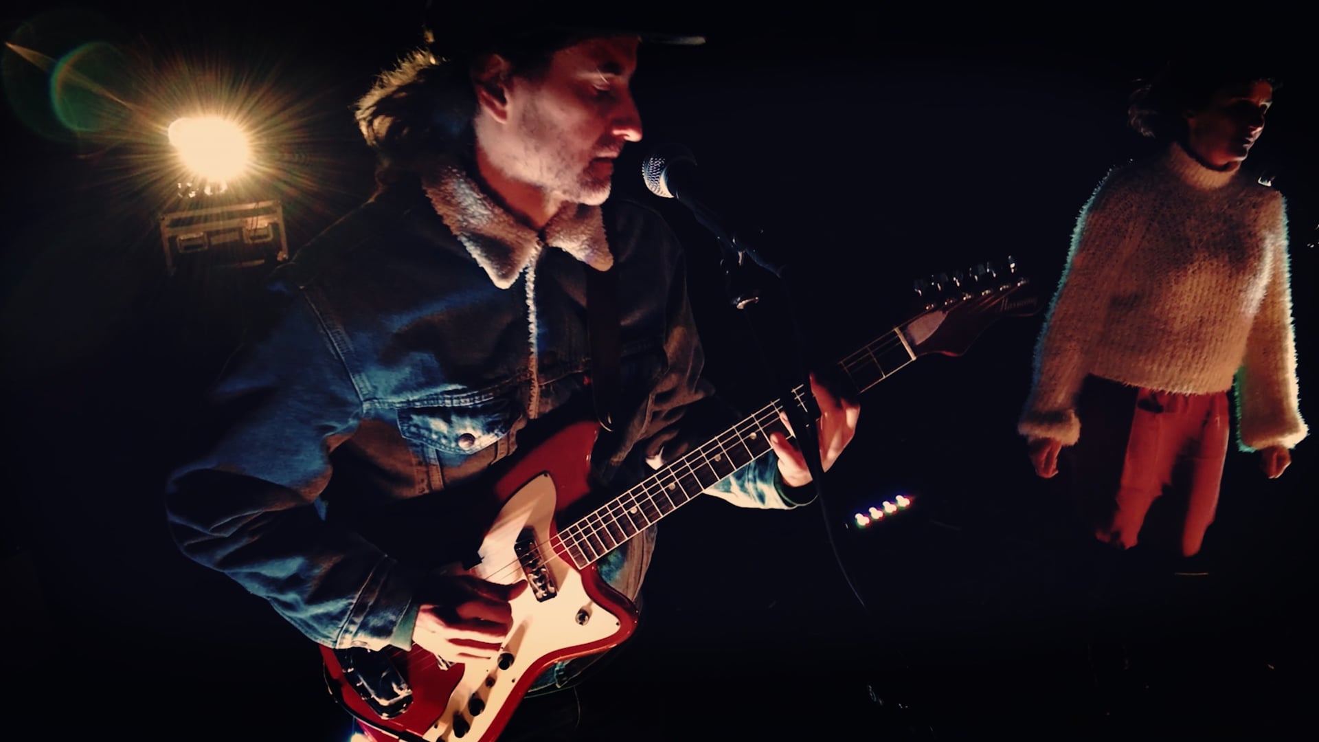 Cosmic Kiss 02 - Listen to the Voice