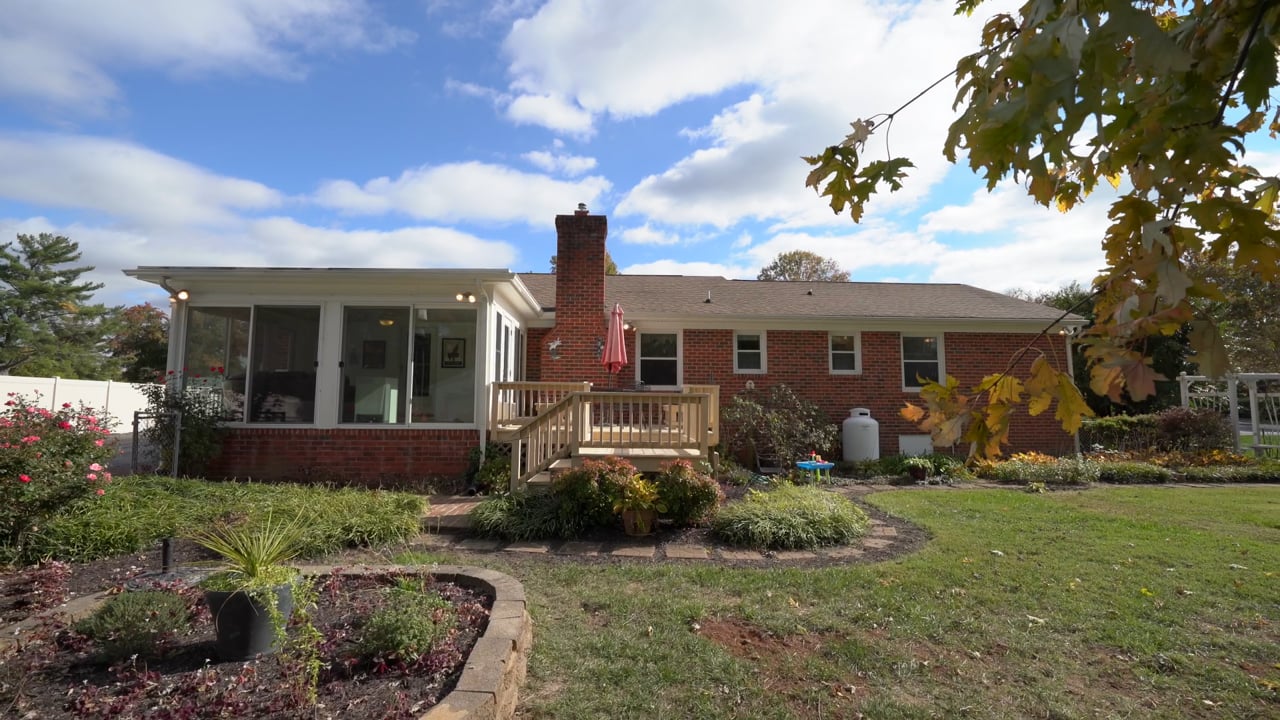 8330 Compass Dr .mp4