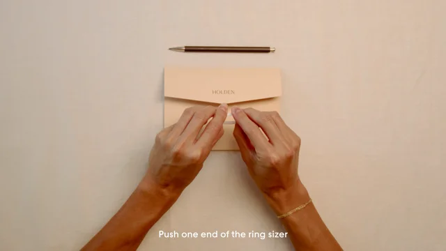 Determine Your Ring Size Using Ring Sizer Tool- JewelersConnect