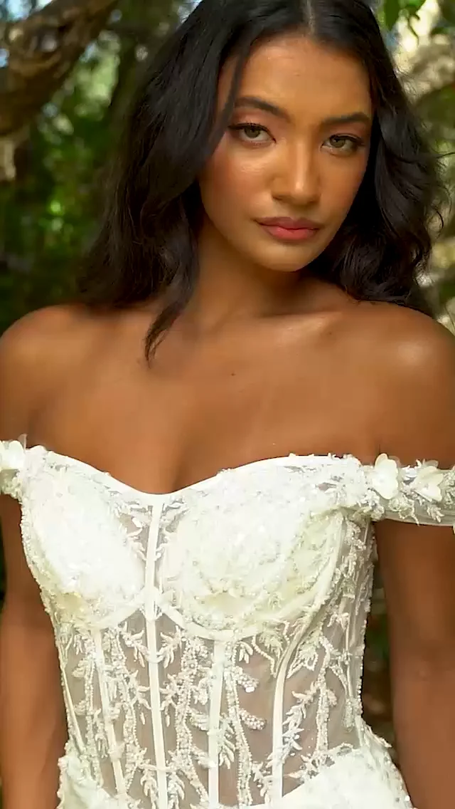 Off The Shoulder Lace Bodice Fitted Gown – Tux-USA®