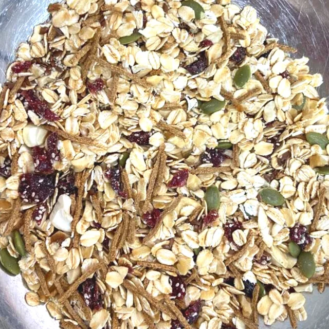 How to Eat Muesli (easy recipe + VIDEO) - Smart Nutrition with Jessica  Penner, RD
