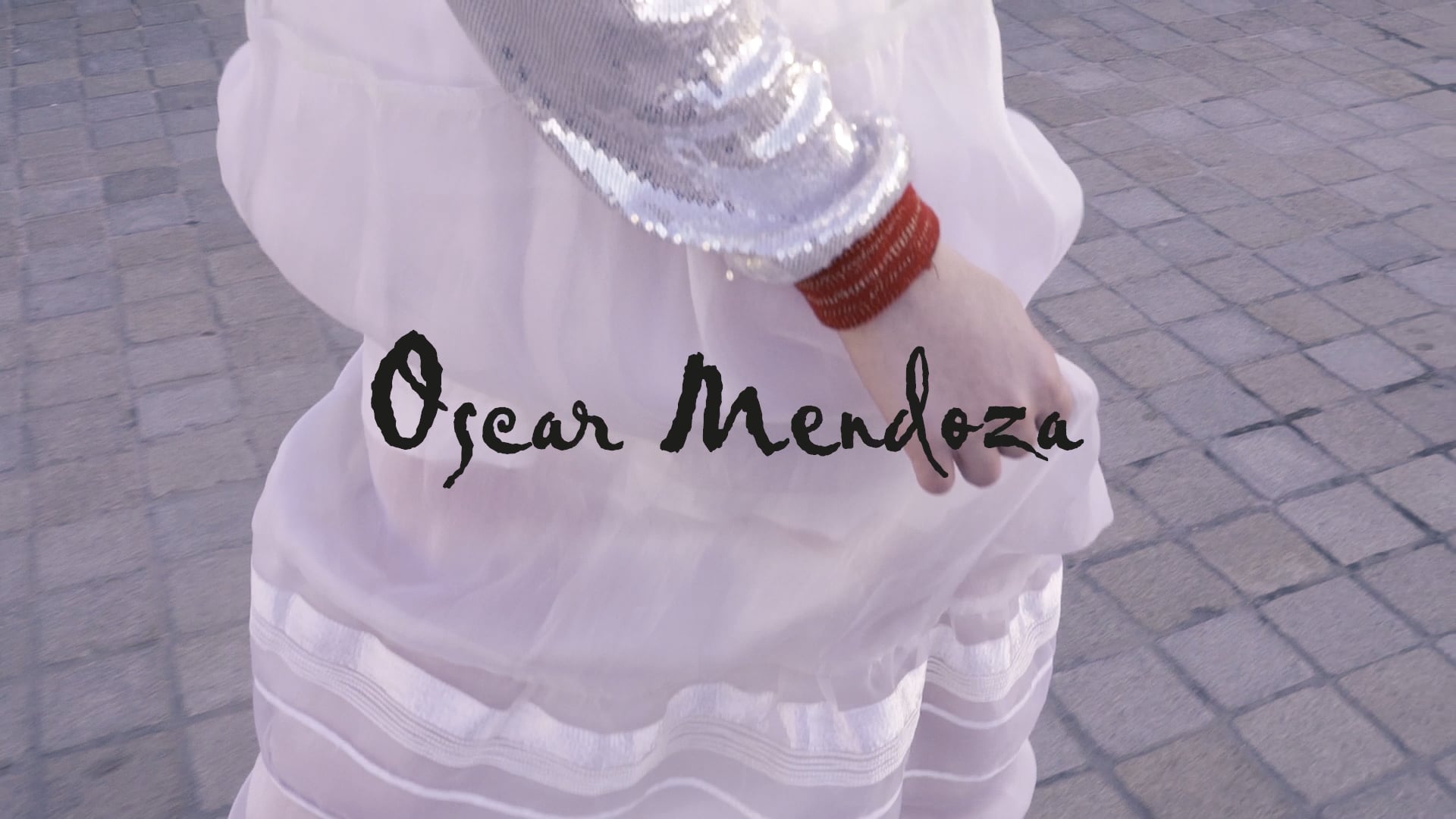 Oscar Mendoza Paris (Fashion Video)