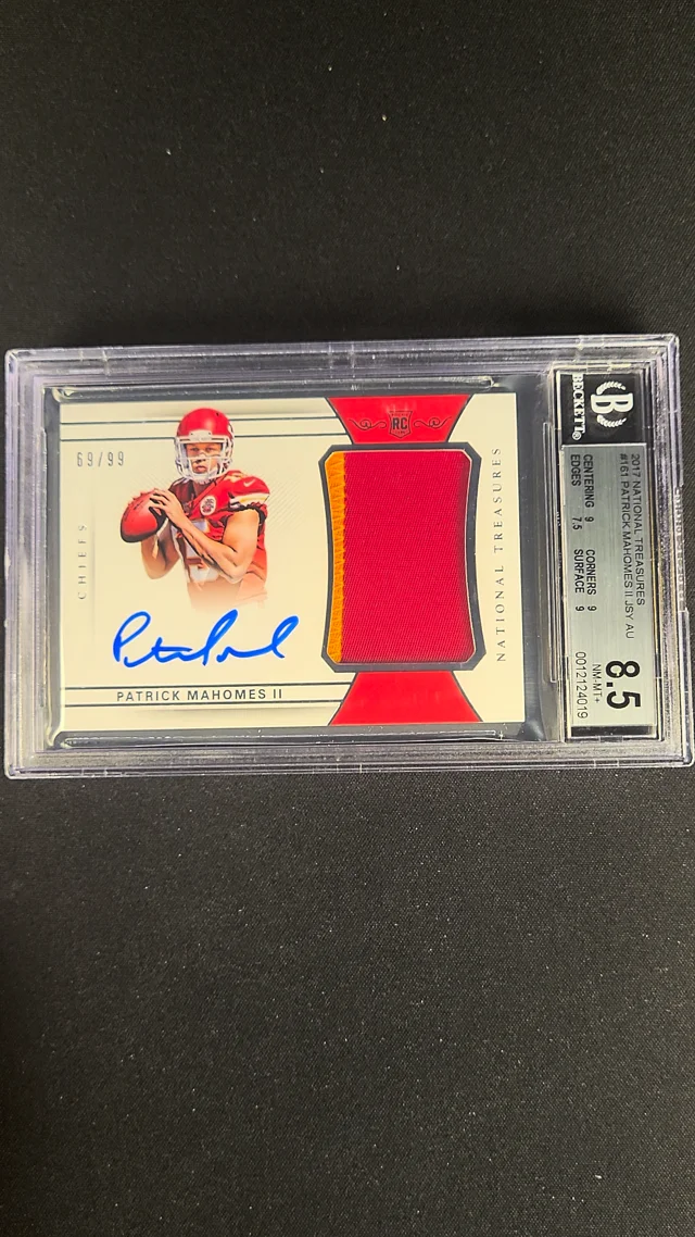 PATRICK MAHOMES RC AUTO /99, 2017 National Treasures RPA, BGS 8.5 AUTO 10